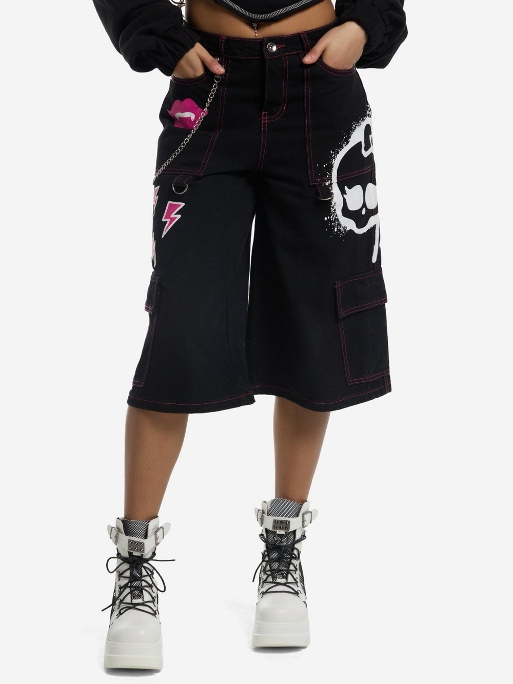 Monster High Hot Topic Black Cargo Shorts with Chain